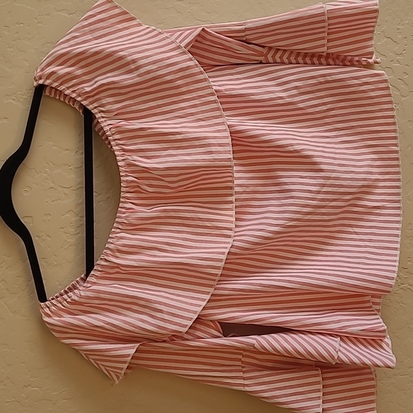 HYFVE Candy Stripe off the shoulder crop blouse L - Picture 1 of 6